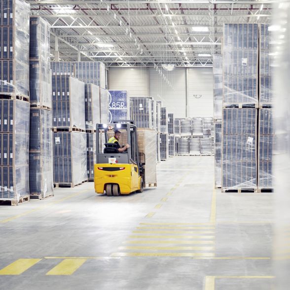 SERVICES LOGISTIQUES ESSENTIELS