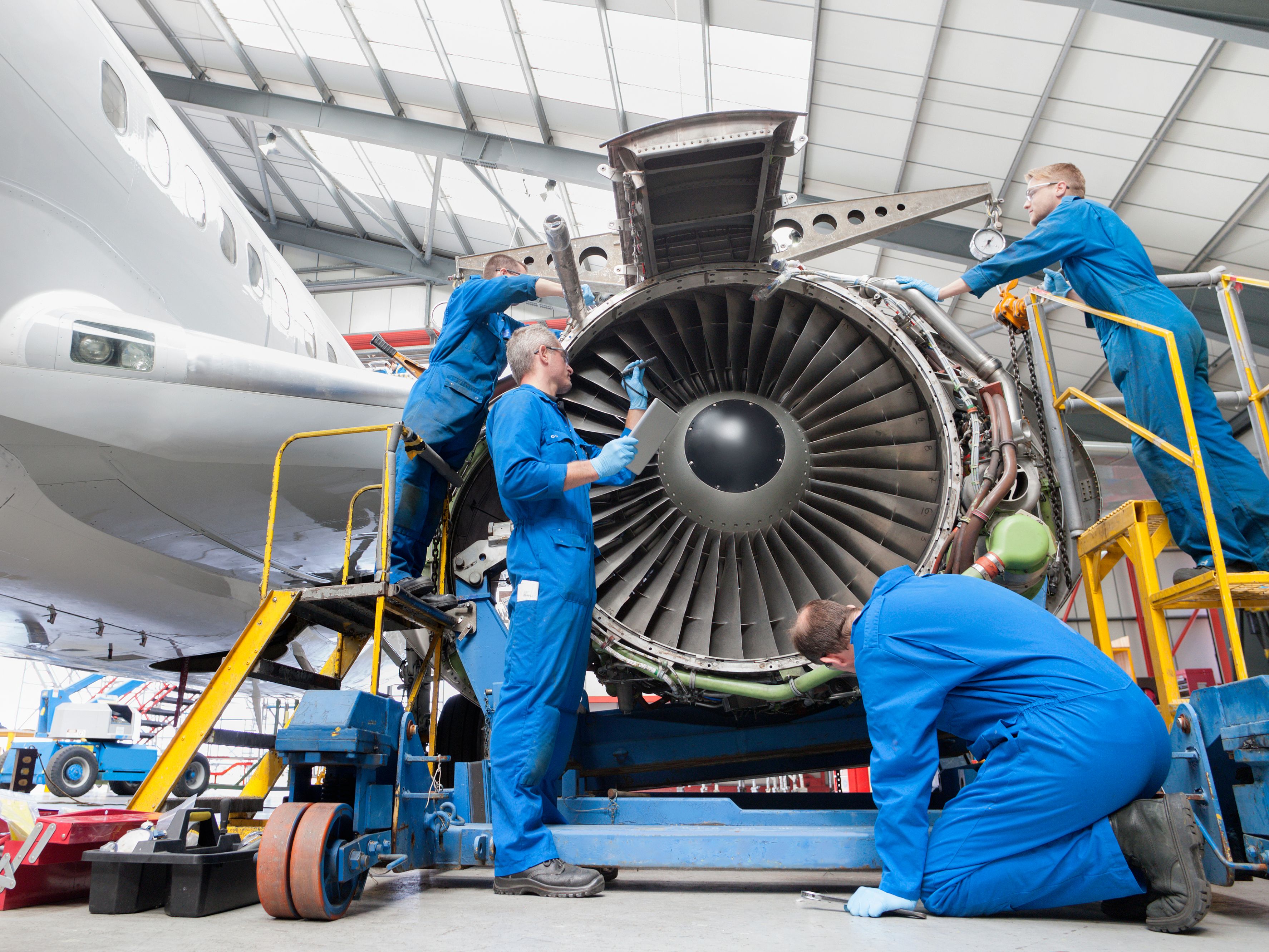ENGINEERING & MANUFACTURING Image